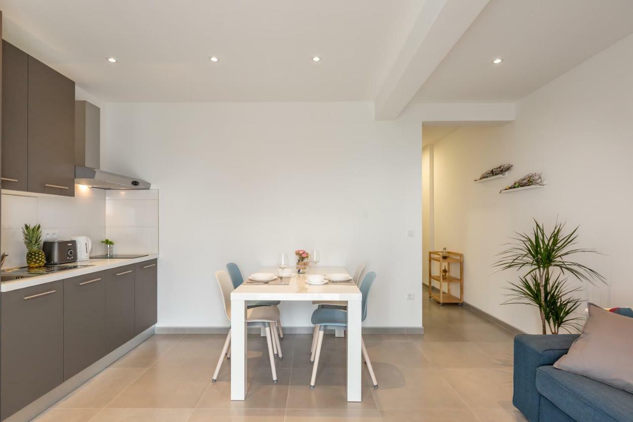 Luxury Apartments Nikolina Sea&City View Makarska Buitenkant foto